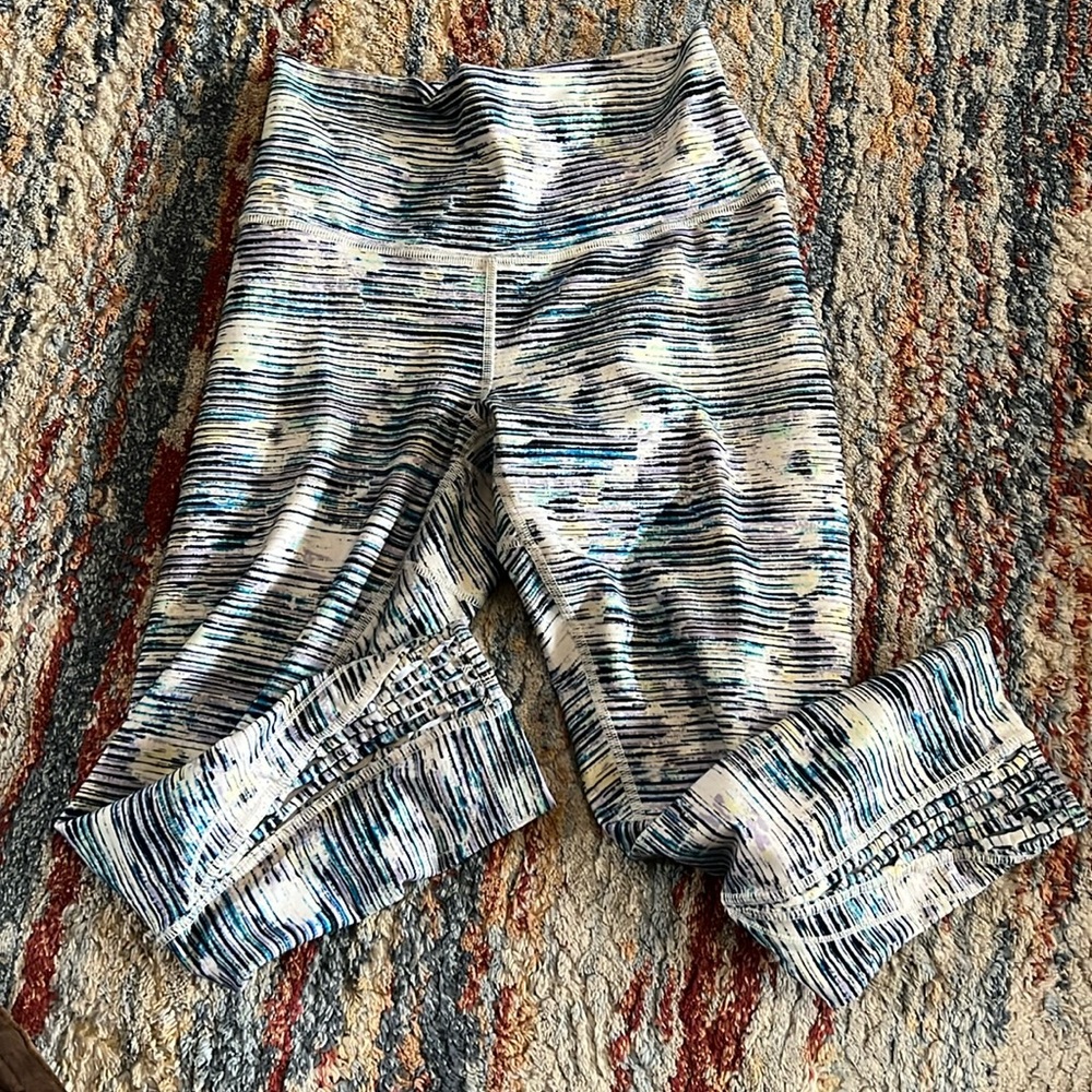 Lululemon capris